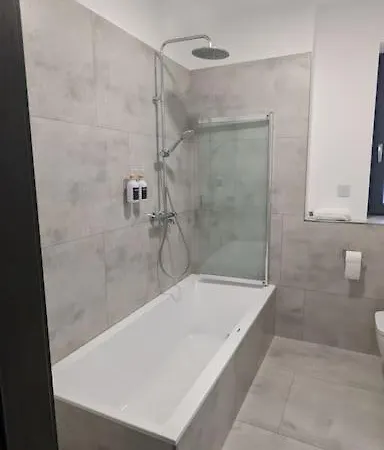 Apartment Moderne Zentral In Tbb *